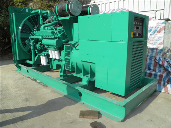 邻水出租发电机-进口柴油发电机组与国产柴油发电机组的区别