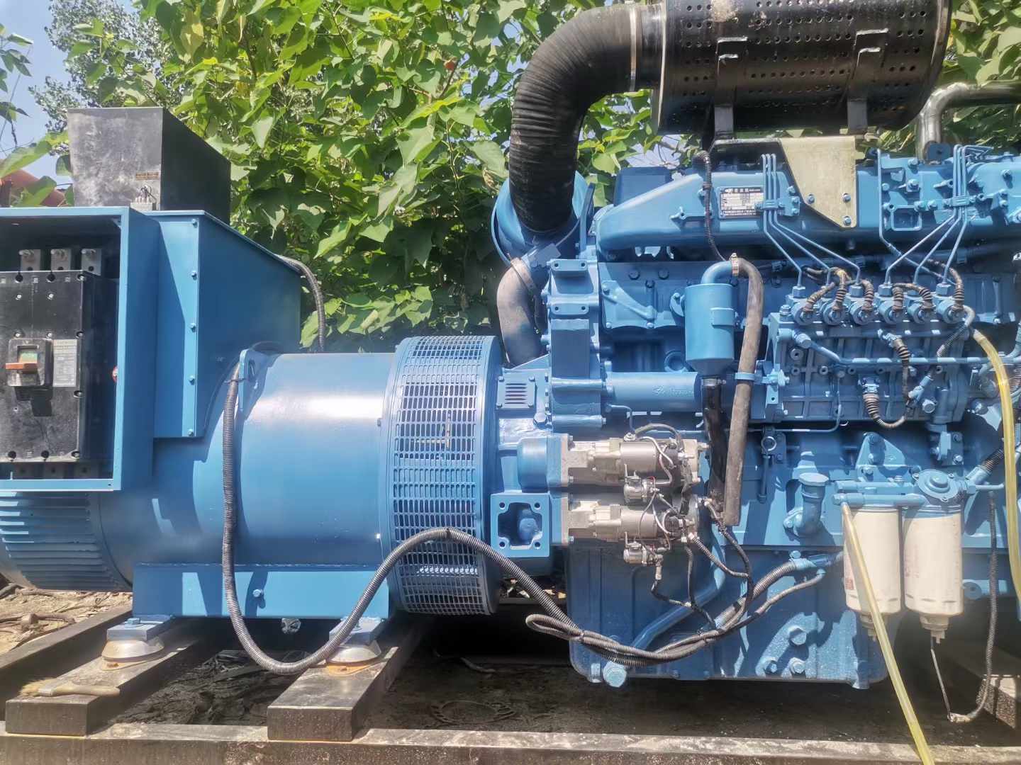 邻水详细说明降低 800kW 柴油发电机输出电流波动的方法